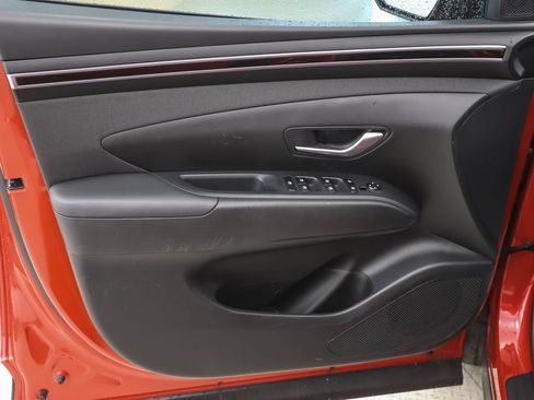 Used 2023 Hyundai Tucson SEL w/ Convenience Package AWD/4WD image 9