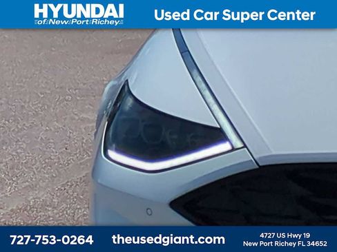 Certified 2021 Hyundai Sonata Limited FWD image 9