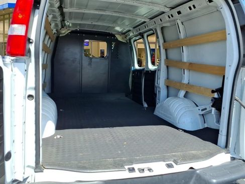 Used 2024 GMC Savana 2500 w/ Driver Convenience Package RWD image 24