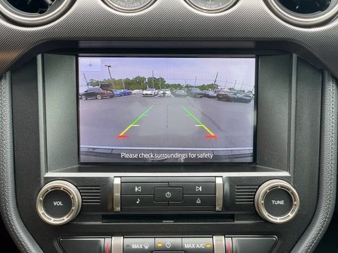 Used 2020 Ford Mustang Shelby GT500 w/ Technology Package RWD image 34