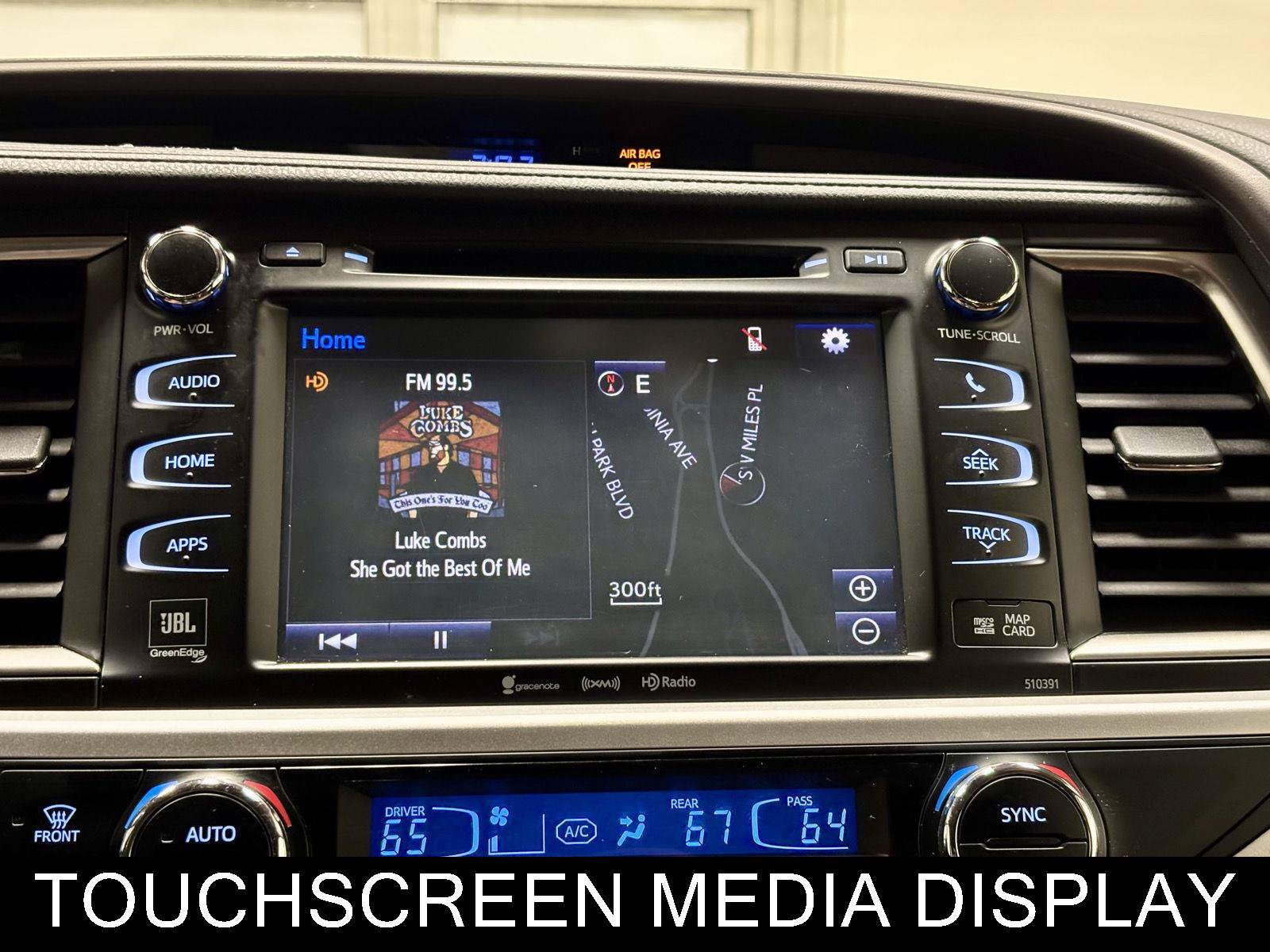 Used 2019 Toyota Highlander Limited Platinum AWD/4WD image 35