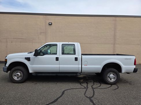 Used 2010 Ford F350 XL image 6