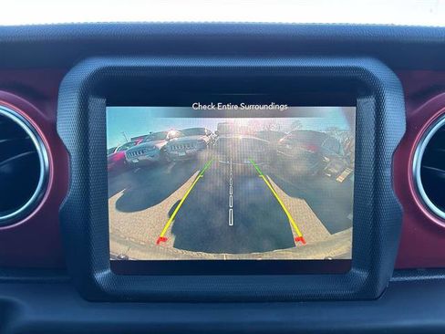 Certified 2021 Jeep Wrangler Unlimited Rubicon w/ Xtreme Recon 35" Tire Package image 22