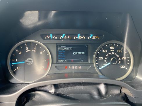 Used 2018 Ford F150 XLT w/ Equipment Group 302A Luxury AWD/4WD image 9