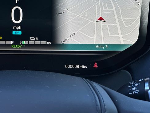 New 2026 Land Rover Range Rover SE image 27