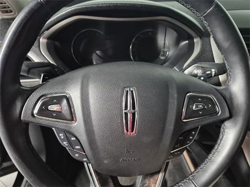 Used 2016 Lincoln MKZ AWD w/ Equipment Group 200A Select image 17
