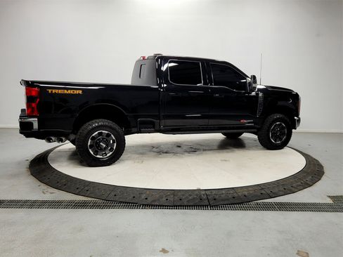 Used 2023 Ford F250 Lariat image 8