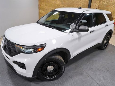 Used 2021 Ford Explorer 4WD Police Interceptor image 2