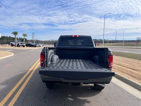 New 2026 RAM 2500 Big Horn AWD/4WD image 6