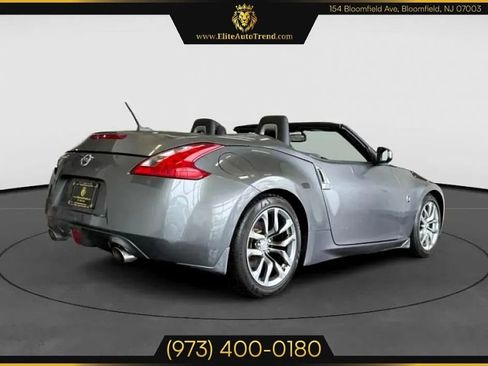 Used 2014 Nissan 370Z Touring image 12