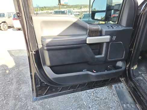 Used 2021 Ford F250 Lariat w/ Tremor Off-Road Package image 16