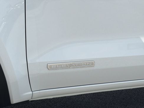 New 2026 GMC Canyon Elevation w/ Convenience Package RWD image 22