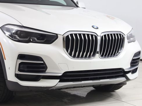 Used 2023 BMW X5 xDrive40i w/ Premium Package AWD/4WD image 40
