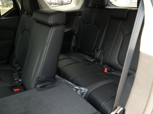 New 2025 Honda Pilot Touring image 21