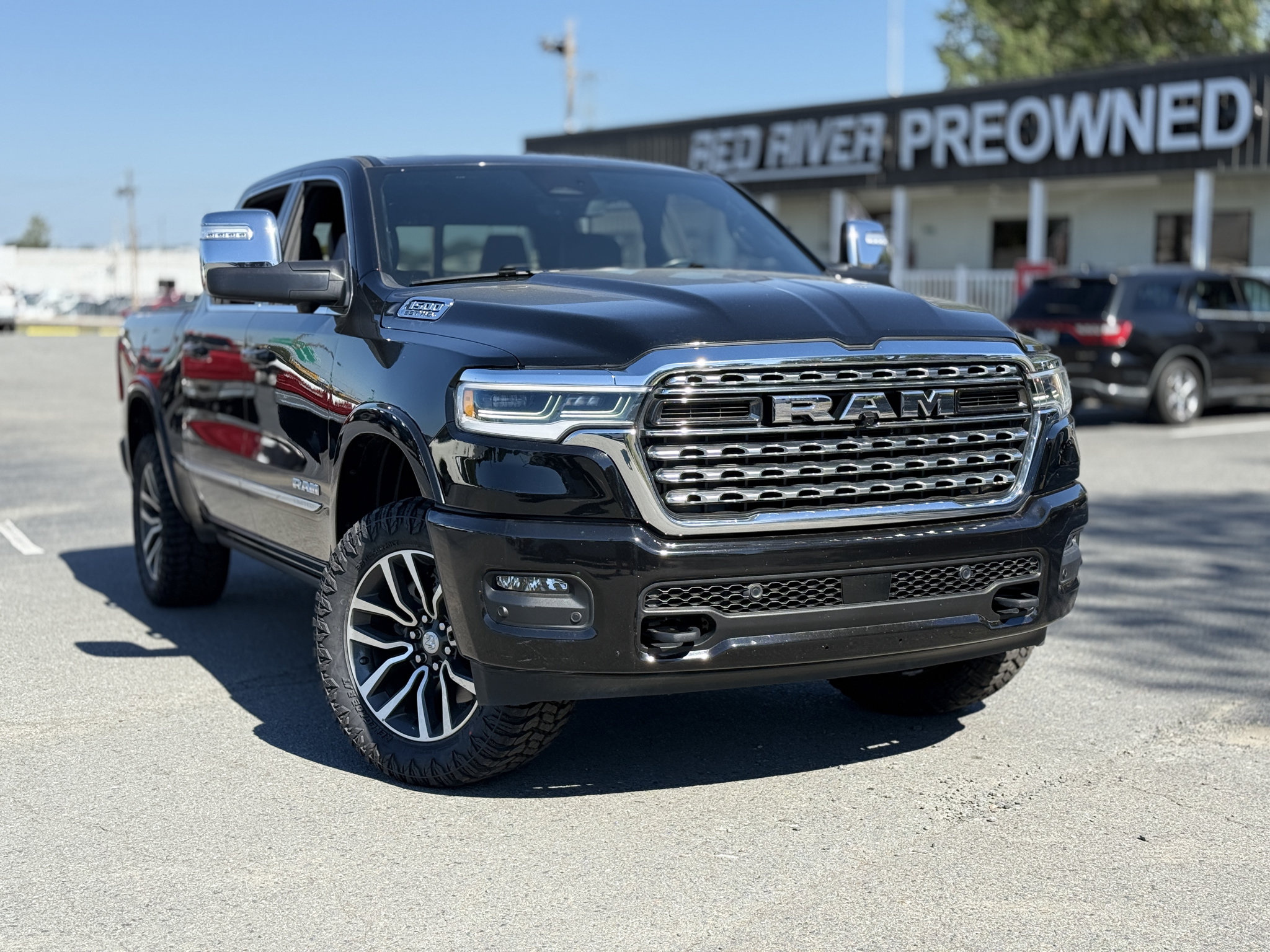 Used 2025 RAM 1500 Limited w/ Trailer Tow Group AWD/4WD image 22