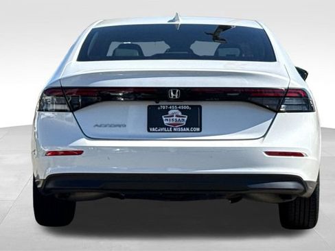 Used 2023 Honda Accord EX image 5
