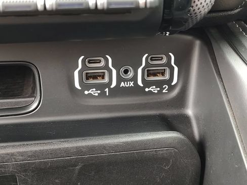 Used 2021 RAM 2500 Limited AWD/4WD image 18