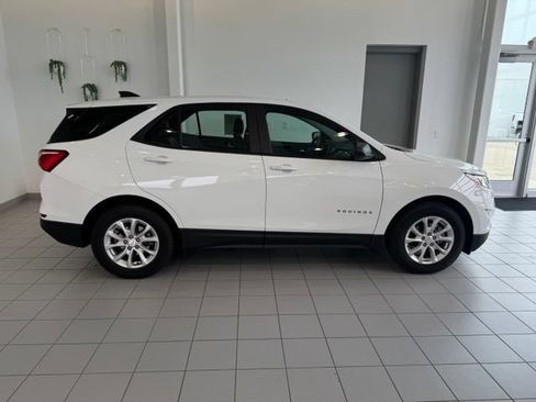 Used 2020 Chevrolet Equinox LS FWD image 38