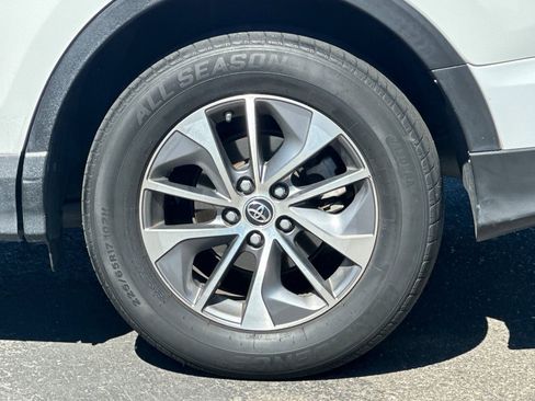 Used 2016 Toyota RAV4 XLE image 37