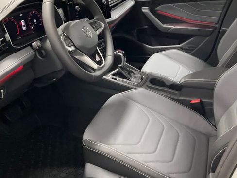 New 2026 Volkswagen Jetta SEL image 3