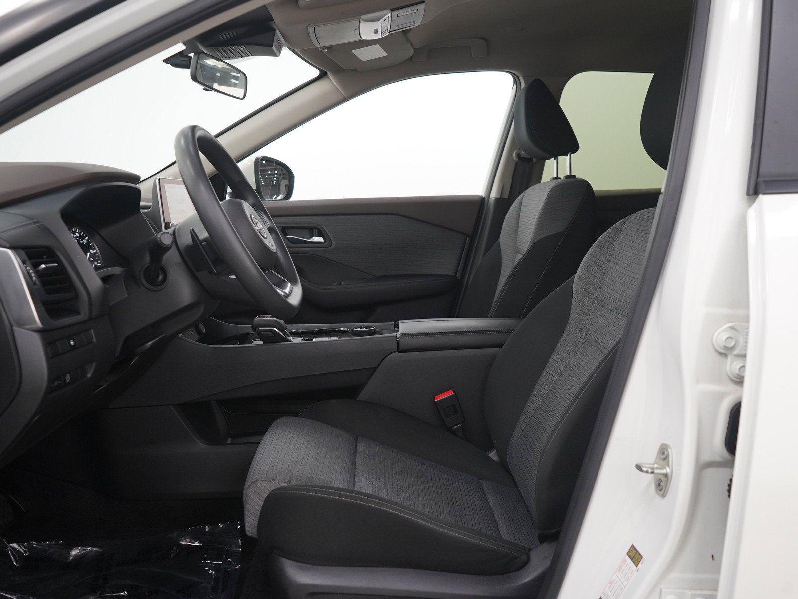 Used 2023 Nissan Rogue SV AWD/4WD image 24