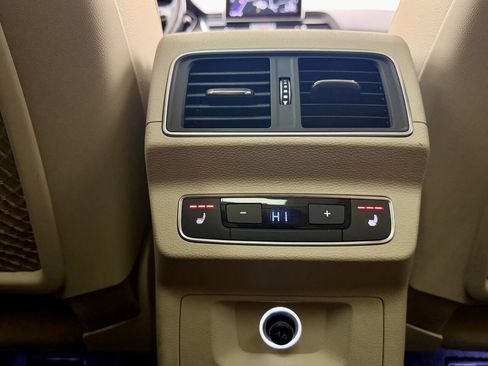 Used 2018 Audi Q5 2.0T Premium Plus w/ Premium Plus Package image 47