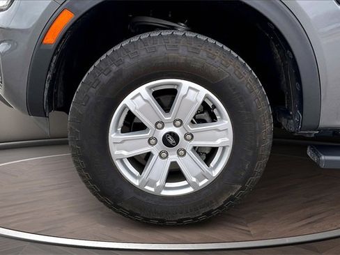 Used 2024 Ford Ranger XL image 9