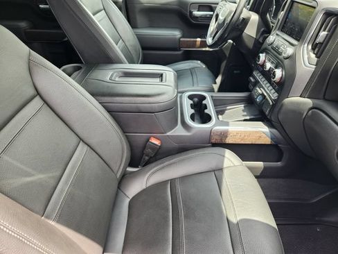 Used 2022 GMC Sierra 1500 Denali w/ Technology Package AWD/4WD image 14