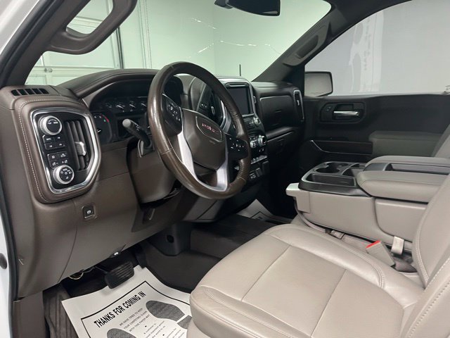 Used 2020 GMC Sierra 1500 SLT w/ X31 Off-Road Package AWD/4WD image 18