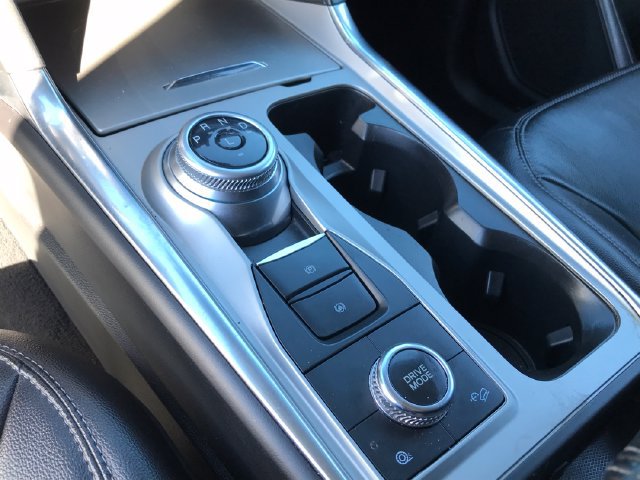 Used 2023 Ford Explorer Limited AWD/4WD image 34