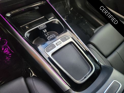 Certified 2025 Mercedes-Benz GLA 250 image 21