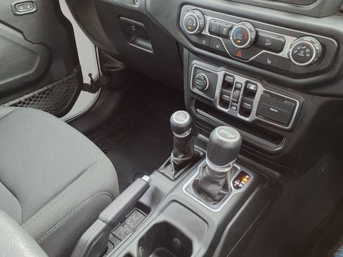 Used 2021 Jeep Wrangler Unlimited Sport w/ Cold Weather Group image 25