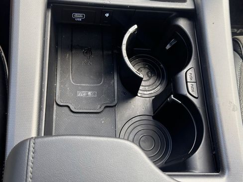 Used 2024 Hyundai Palisade Calligraphy image 41