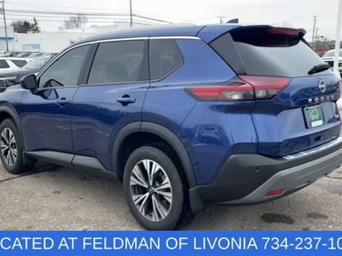 Used 2023 Nissan Rogue SV w/ SV Premium B Package image 6