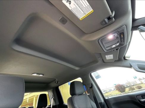 Used 2022 GMC Sierra 1500 SLE AWD/4WD image 15