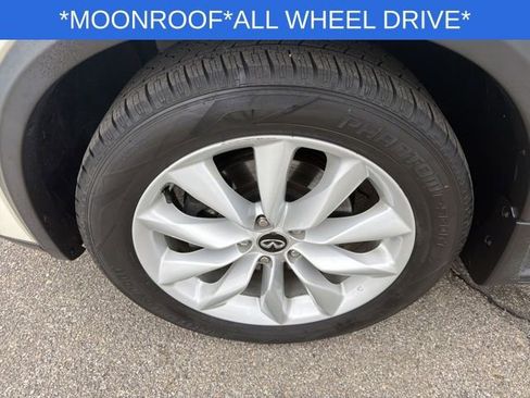Used 2019 INFINITI QX50 Luxe image 16