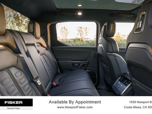 Used 2023 Rivian R1T Adventure image 29