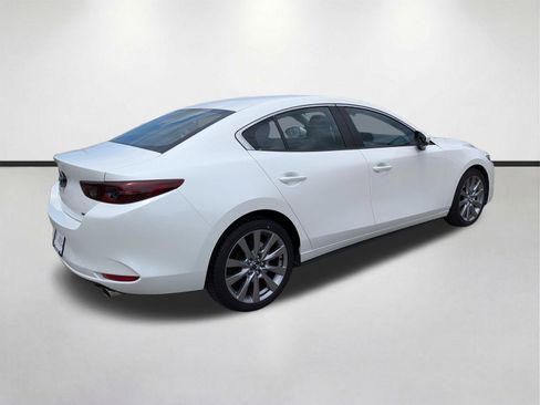 Used 2021 MAZDA MAZDA3 s FWD image 4