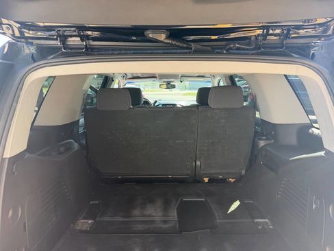 Used 2019 Chevrolet Tahoe 2WD image 11