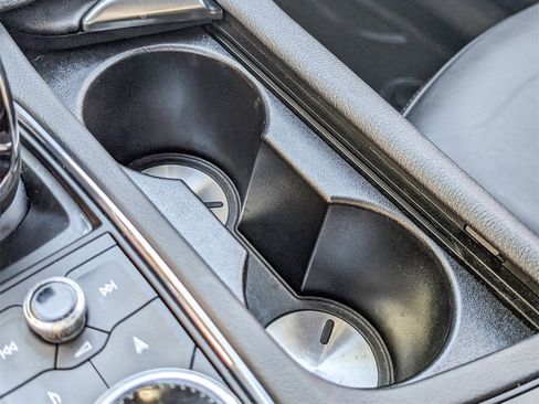 Used 2023 Cadillac XT6 Premium Luxury image 31