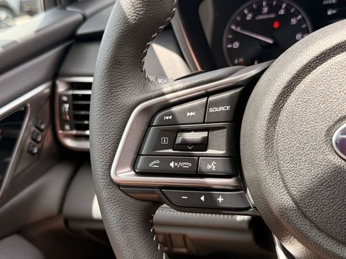 Certified 2025 Subaru Outback Limited image 11