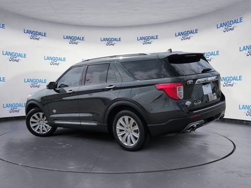Used 2024 Ford Explorer King Ranch w/ Technology Package RWD image 9