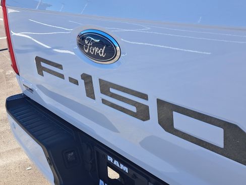 Used 2023 Ford F150 Lariat image 8