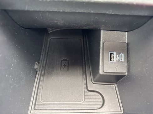 Used 2024 Ford Edge Titanium w/ Equipment Group 301A AWD/4WD image 21