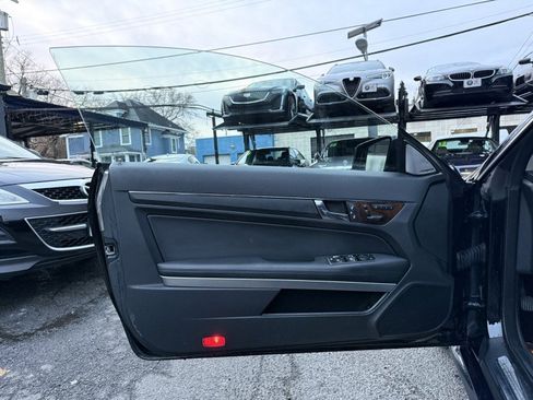 Used 2011 Mercedes-Benz E 550 Coupe image 11