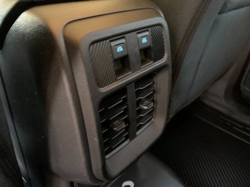 Used 2025 Ford Bronco Heritage Edition AWD/4WD image 19