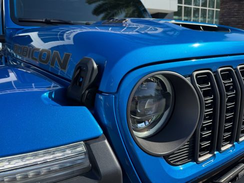 Used 2024 Jeep Wrangler Unlimited Rubicon 392 image 15