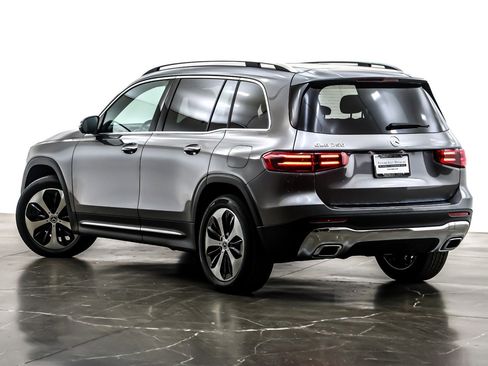 Certified 2025 Mercedes-Benz GLB 250 image 14