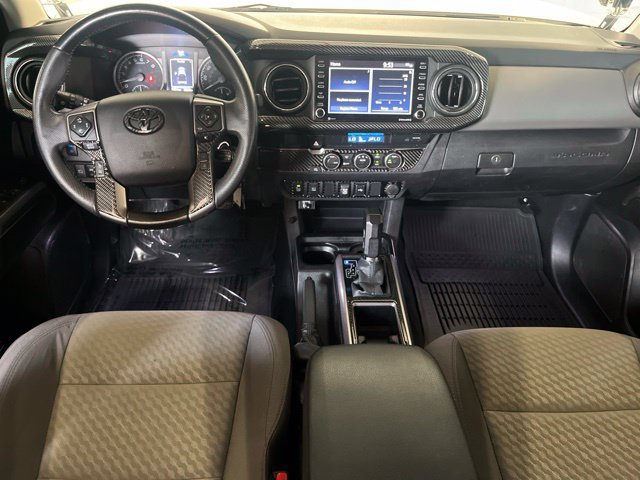 Used 2022 Toyota Tacoma SR5 w/ Technology Package RWD image 12