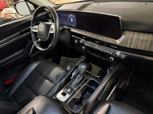 Used 2025 Kia Telluride SX AWD/4WD image 12